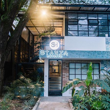 Stanza Hotel Medellin Bagian luar foto
