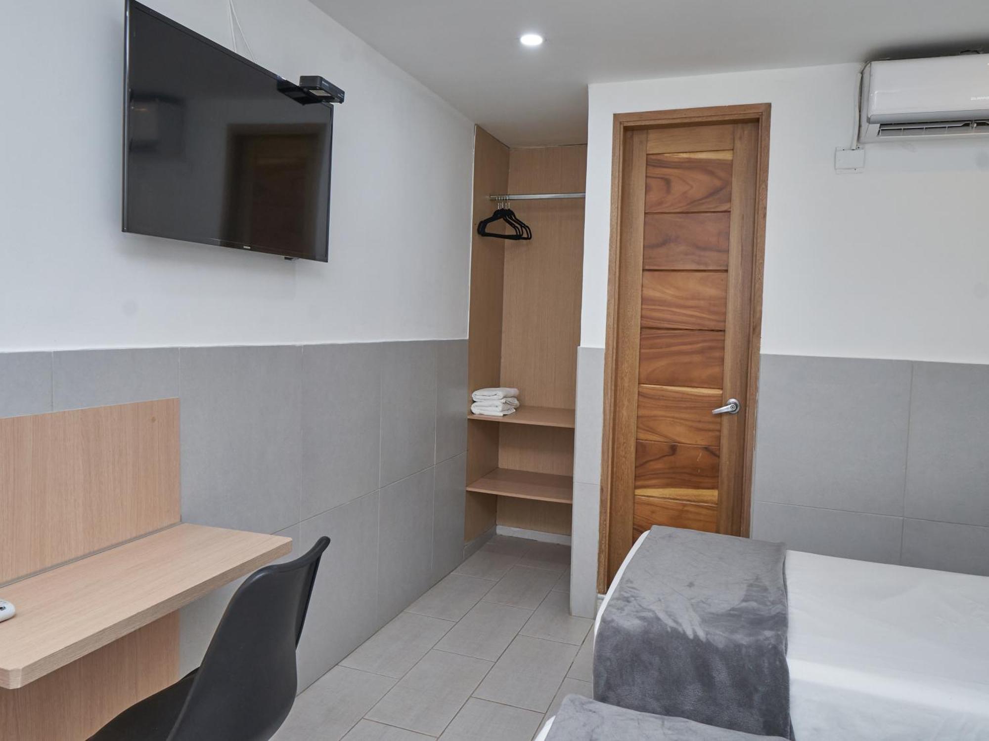 Stanza Hotel Medellin Bagian luar foto