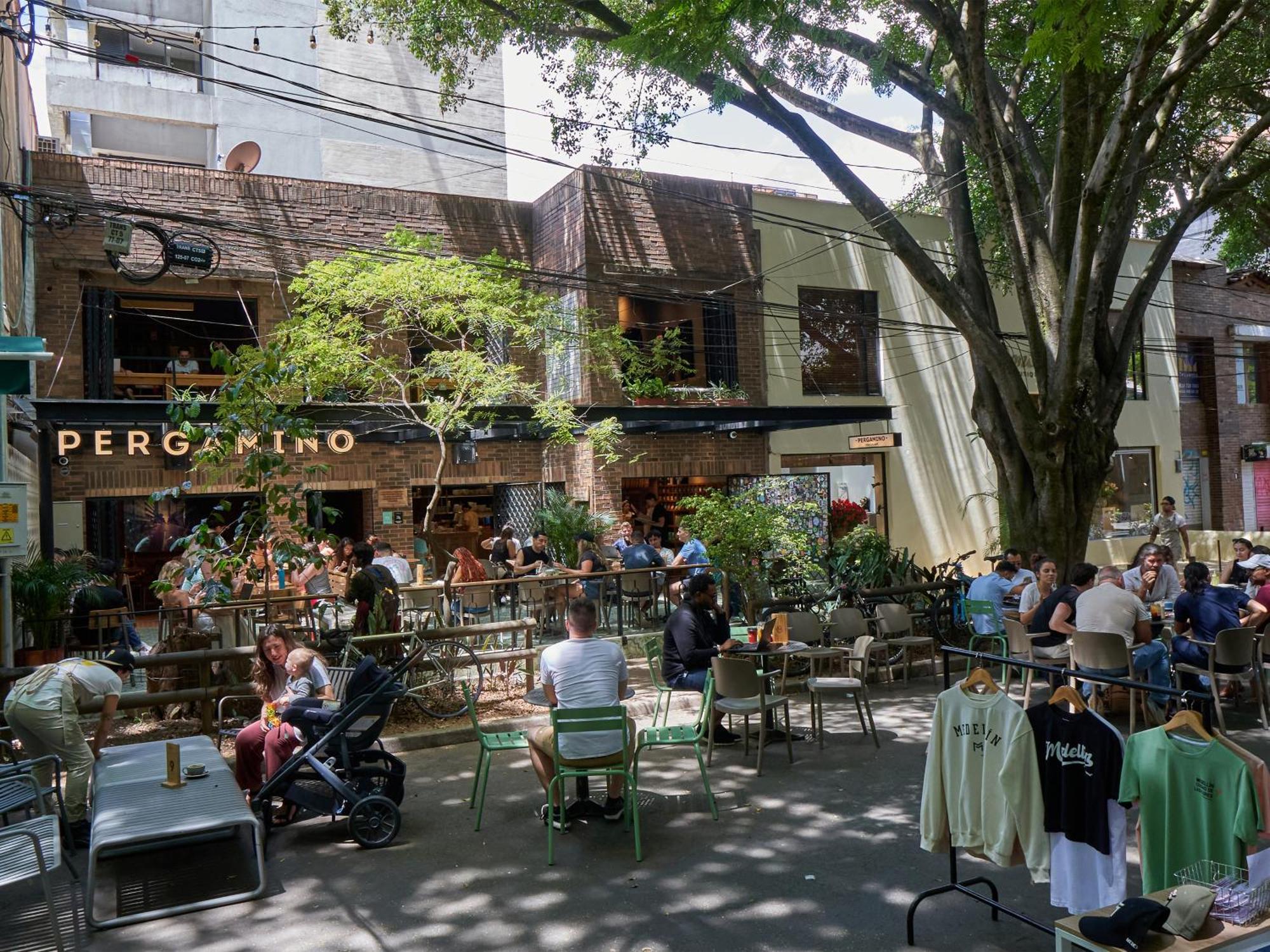 Stanza Hotel Medellin Bagian luar foto