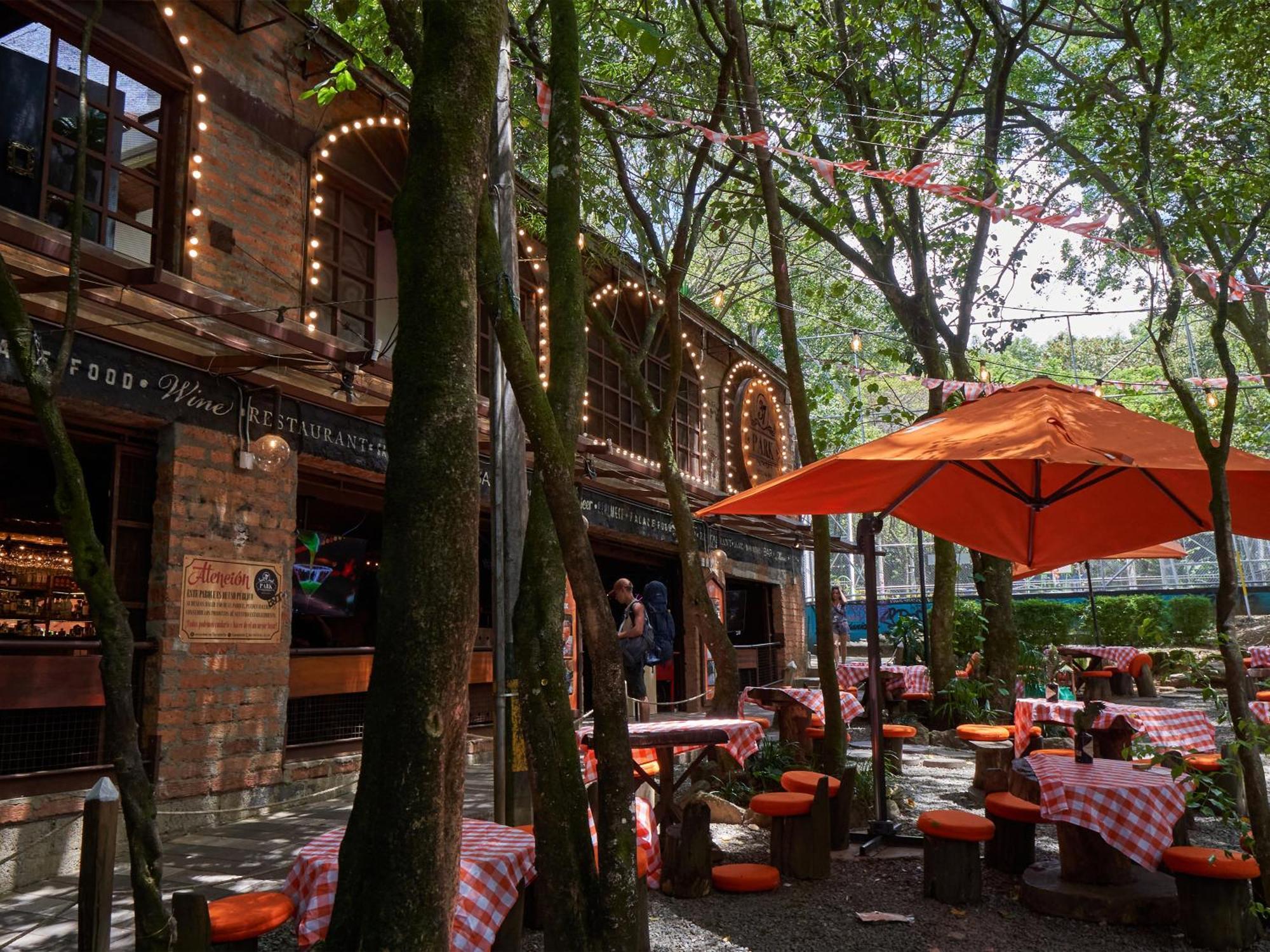 Stanza Hotel Medellin Bagian luar foto